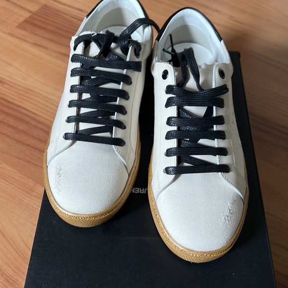 Saint Laurent Sneakers - Picture 6 of 6